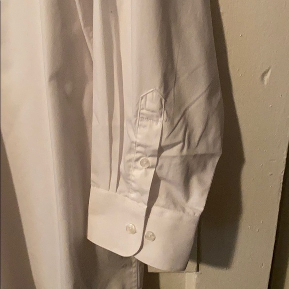 Men’s Dress Shirt 17-32/33 (NWOT) - Picture 4 of 6